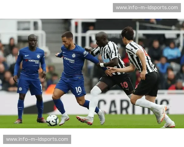 古老蓝军的呐喊与蓝桥的雄心：埃弗顿vs切尔西，一场不只关乎三粒分的对决